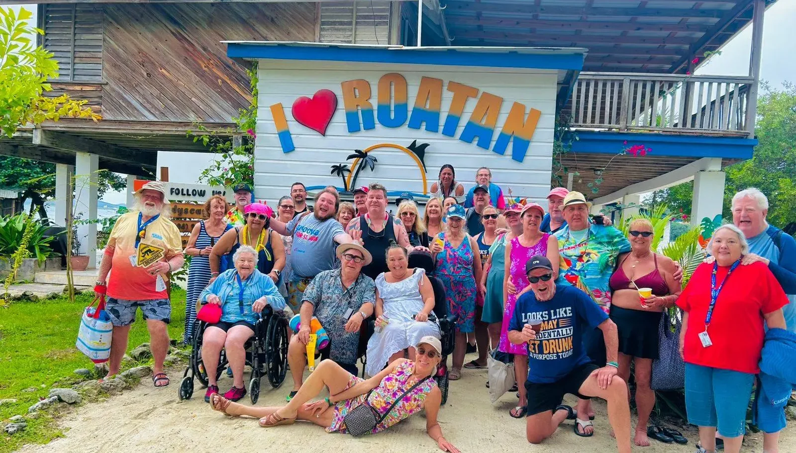 Roatan Snorkeling Tour – Two Reef Stops & Beach Break - Image 9