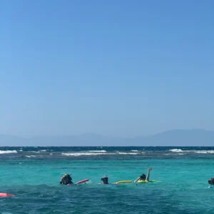 Alternative view of Roatan Snorkeling Tour – Two Reef Stops & Beach Break
