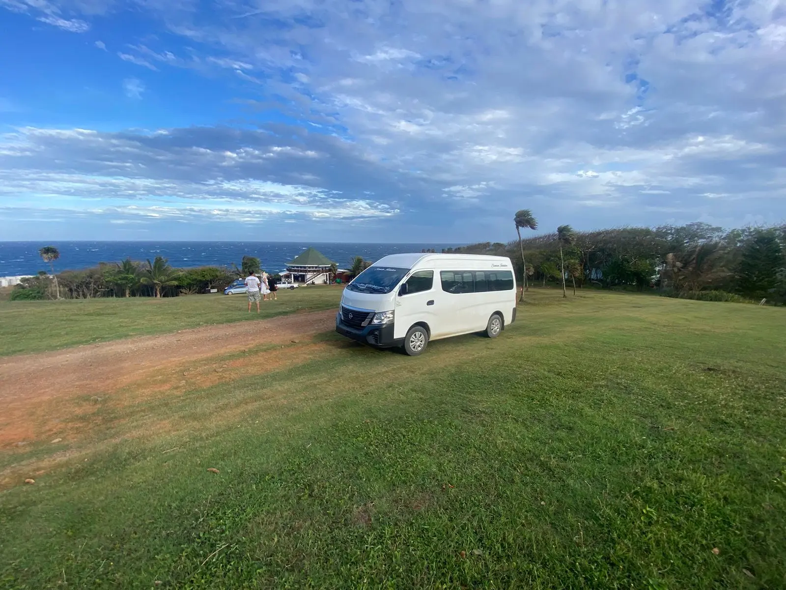 Roatan Airport Transfer – Private Transportation Service - Image 5