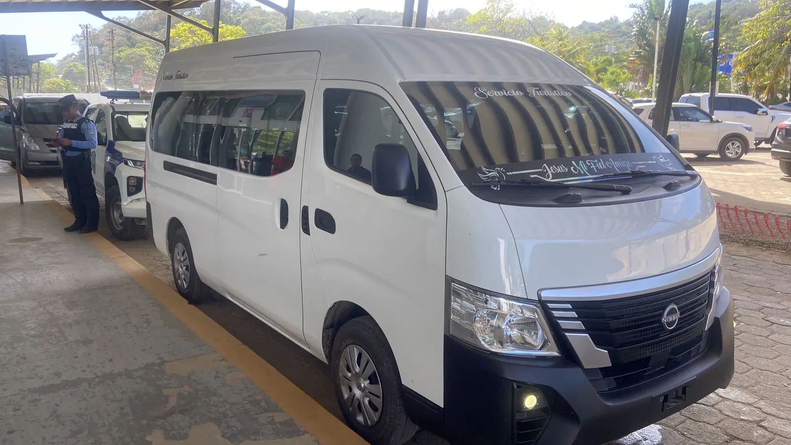 Roatan Airport Transfer – Private Transportation Service - Image 6